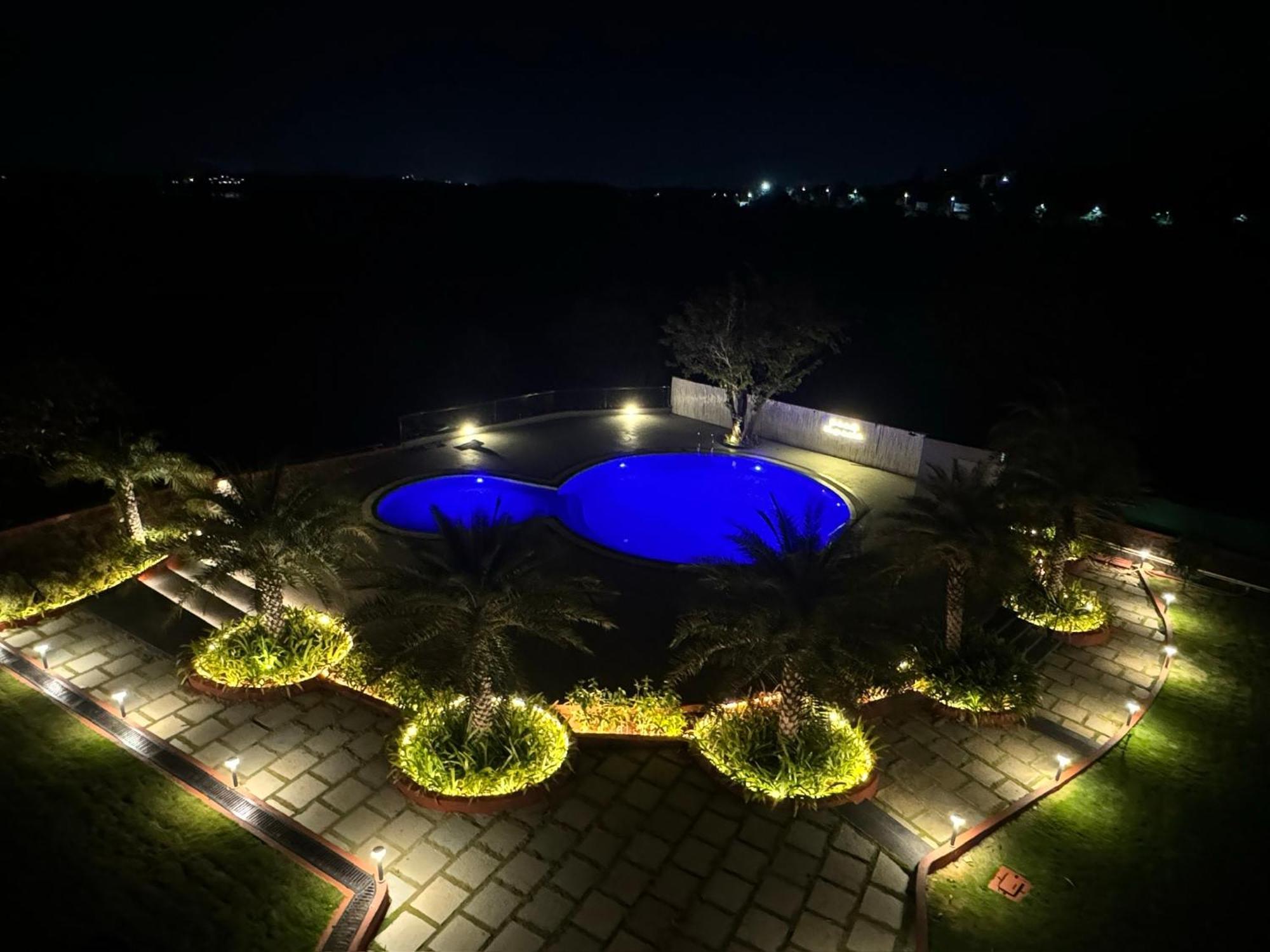 Ananta Villa Lonavala Kültér fotó